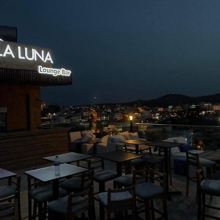 La Luna Hotel Ксамил Екстериор снимка